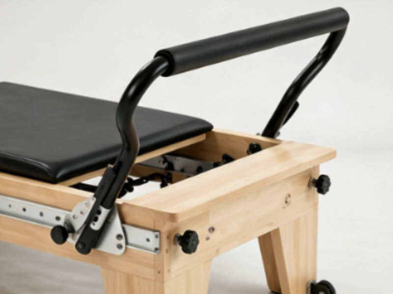 MJD-W46A Verstellbarer Pilates-Reformer aus Ahornholz mit vollständiger Schiene